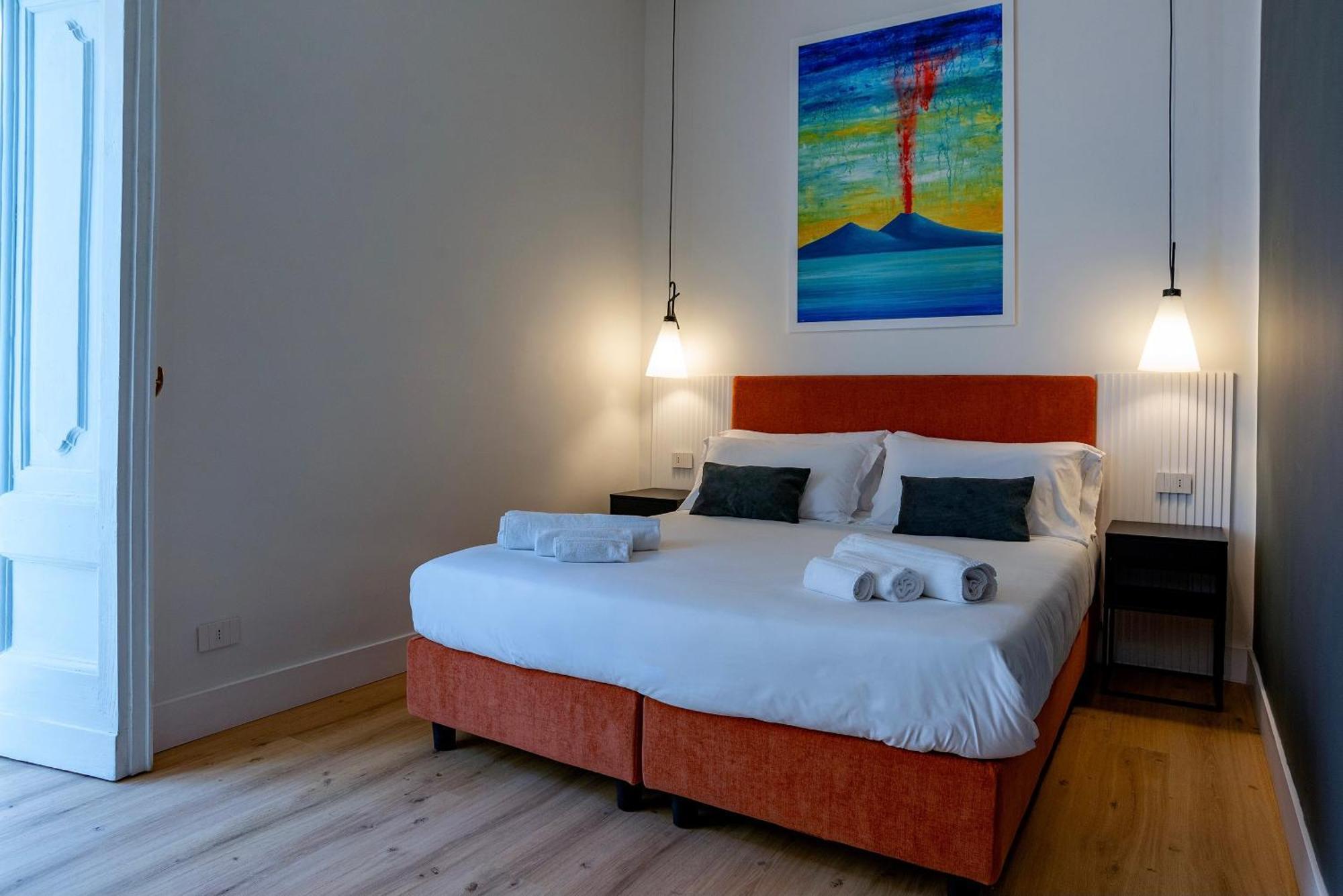 Rolando Domus Bed and Breakfast Neapel Exteriör bild